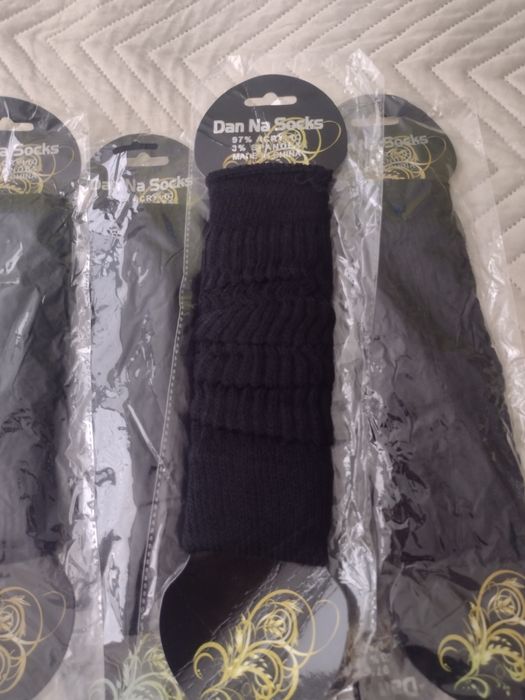 Зимни дамски мекички гети 27 броя продават се всички заедно.