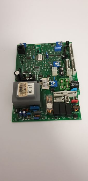 Placa electronica Ariston Microgenus Plus 24/ 28 / 31  Kw