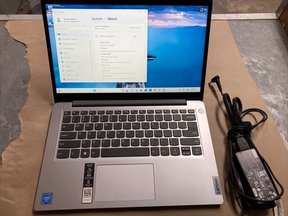 7520u ryzen 5 IdeaPad3 nou sigilat garantie 2 ani.