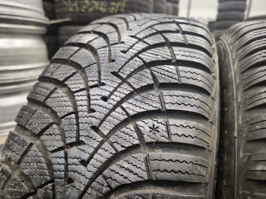 4 anvelope iarna Goodyear 205 55 16 stare buna