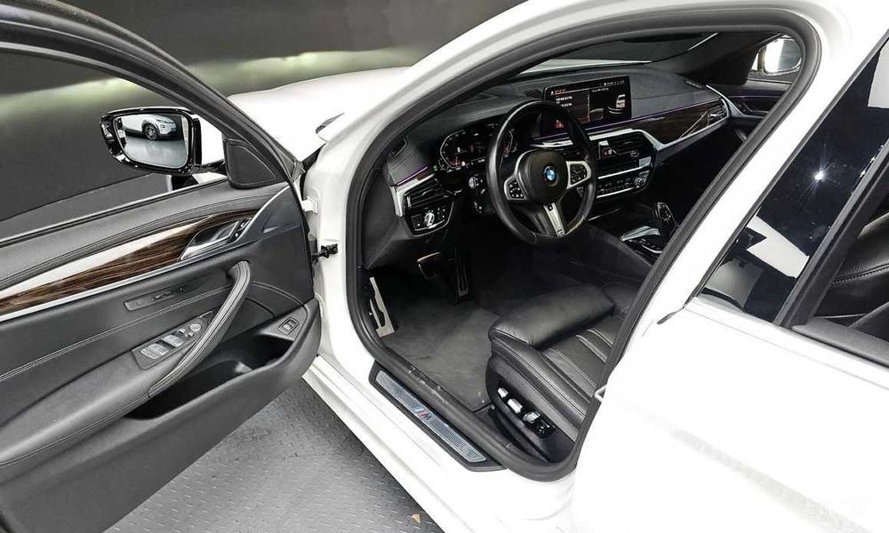 BMW 5-Series 520i M Sport