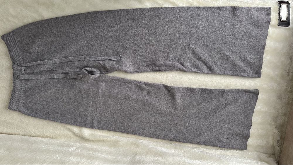 Женские джинсы брюки