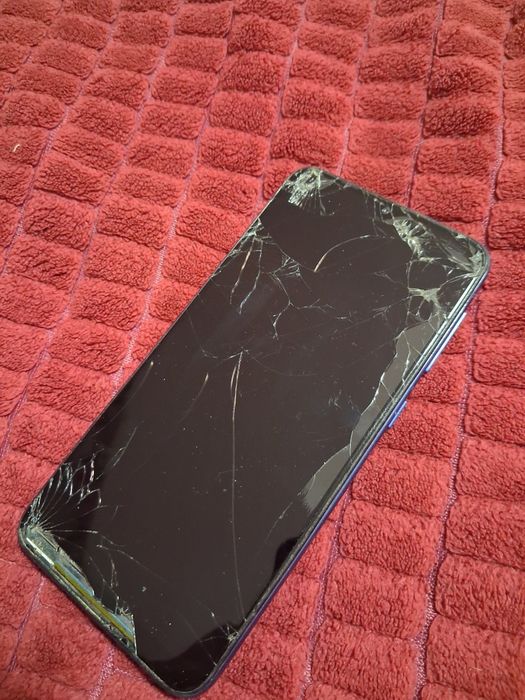 Telefoane pentru piese