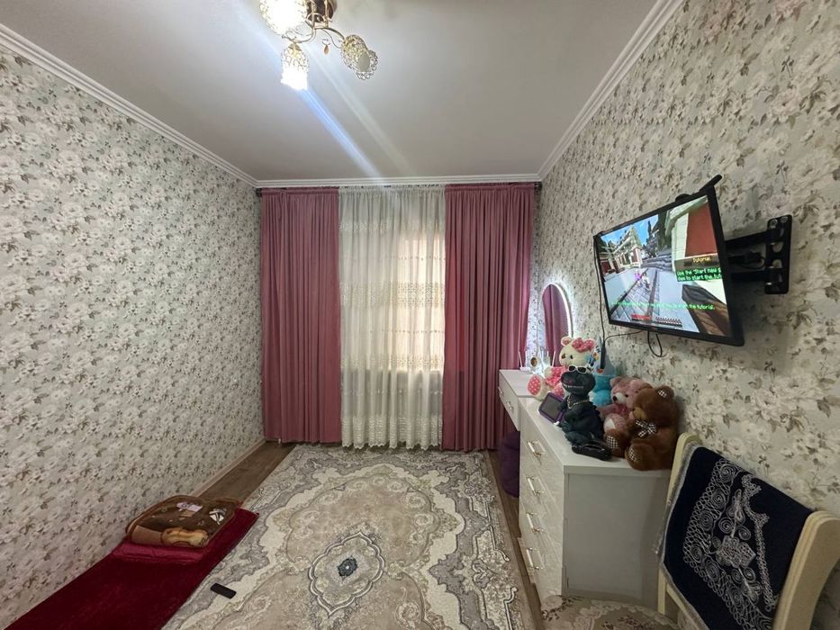 Срочно Продаётся 4комнатная квартира