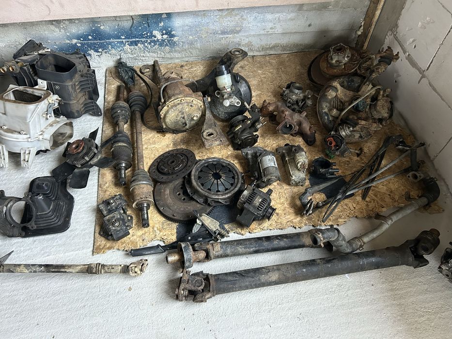 Feroza Daihastru   caroserie /mecanică/ motor / piese/luneta,radiator