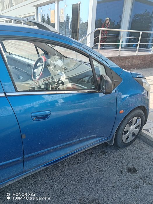 Spark sotiladi,  holati yaxshi