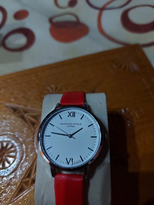 Vând ceas de mana damă