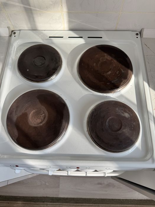 Плита с духовкой