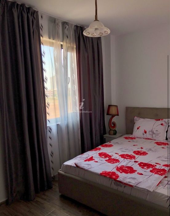 Apartamente de închiriat