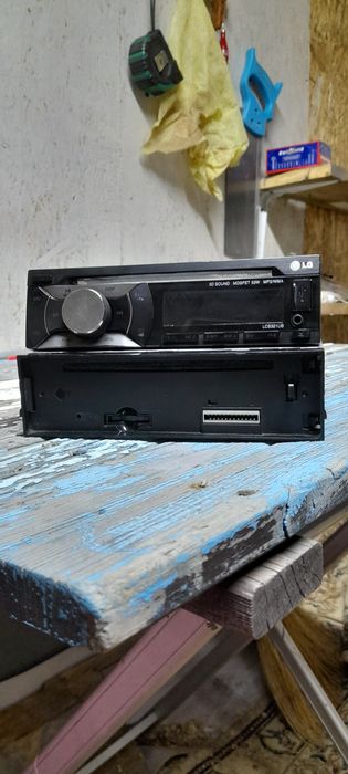 Магнитолы оригинал в хорошемем состоянии