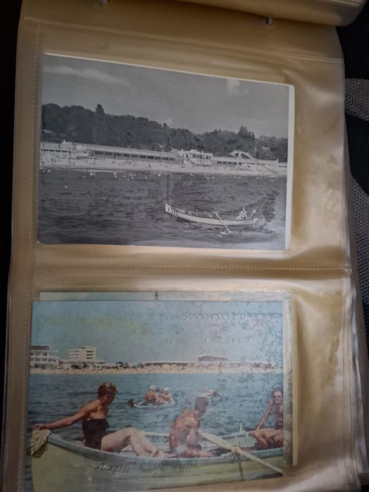 Албум със стари картички от България