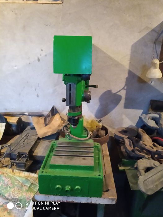 Станок сверлильный