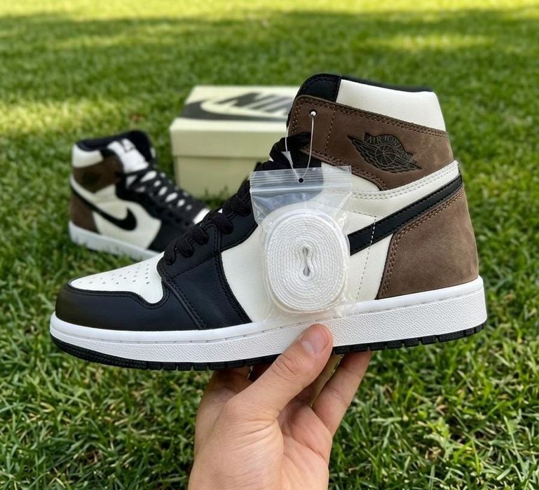 Adidasi Jordan 1 High Dark Mocha