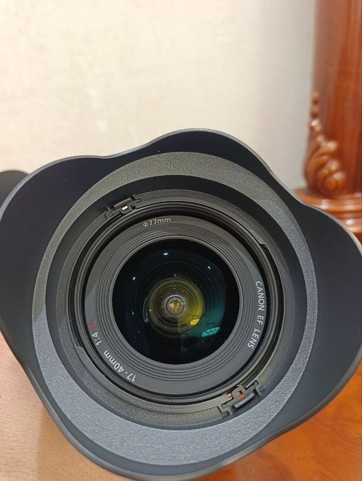 Обектив Canon EF 17-40  1:4 L usm