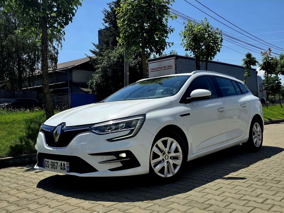 RENAULT Megane 2024 — imagine 2