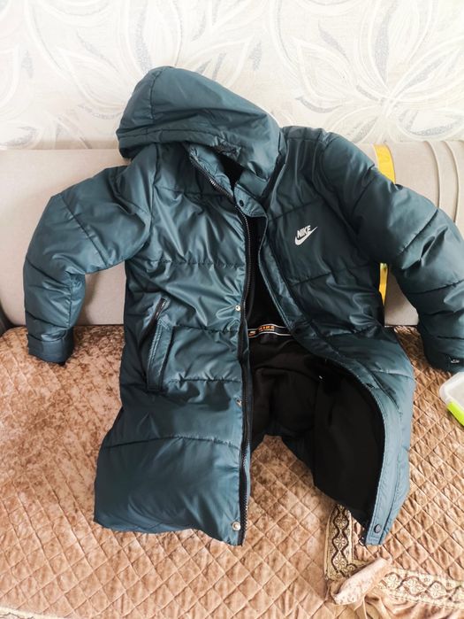 Отдам бесплатно б/у одежду. Самовывоз.