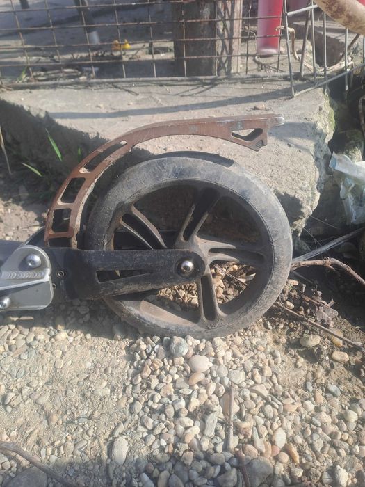 Trotineta oxelo-in stare foarte buna