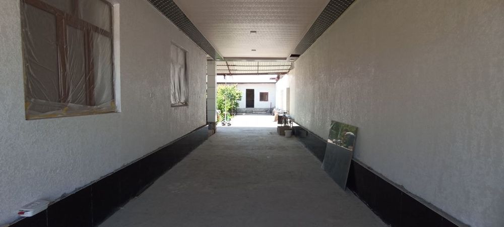 Uy sotiladi 6 sotix yangi darxon bozori yonida