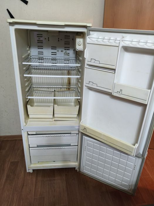 Продам холодильник