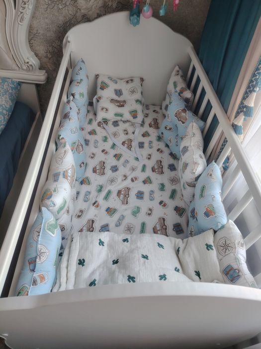 Бу Детский кровать