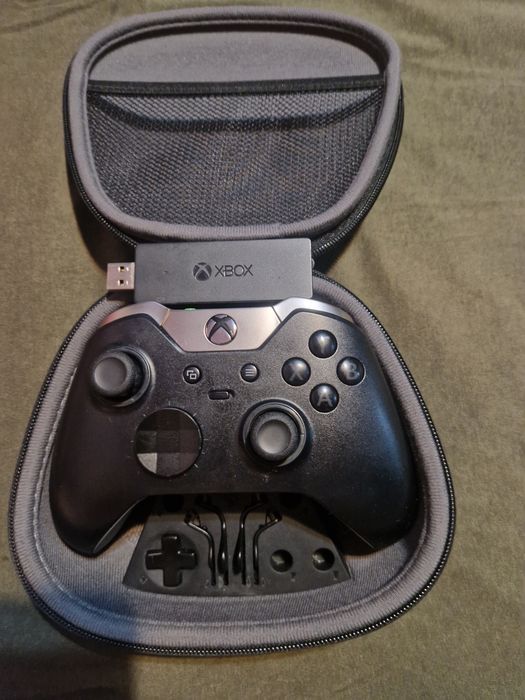 Xbox Elite Controller Series 1 – aproape nou