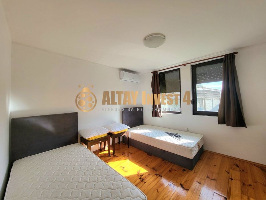 Продава се Къща в с. Юнец, Област Варна - 185 кв.м за 811 €/кв.м - Снимка #8