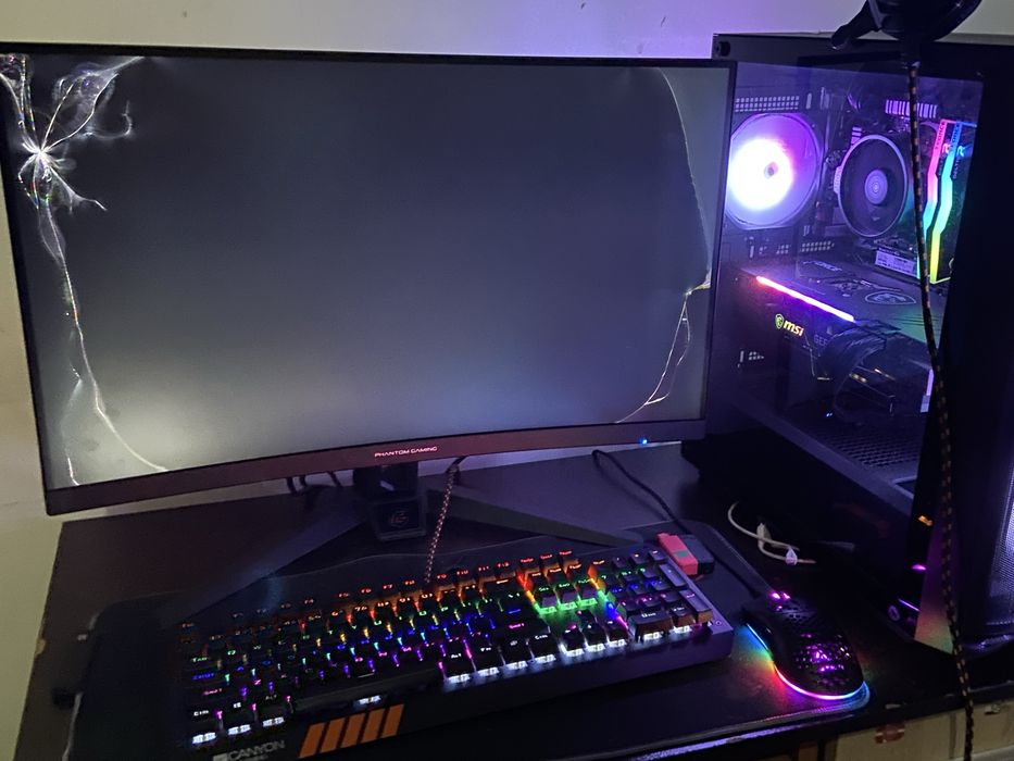 Геймарски монитор 240hz Asrock phantom gaming