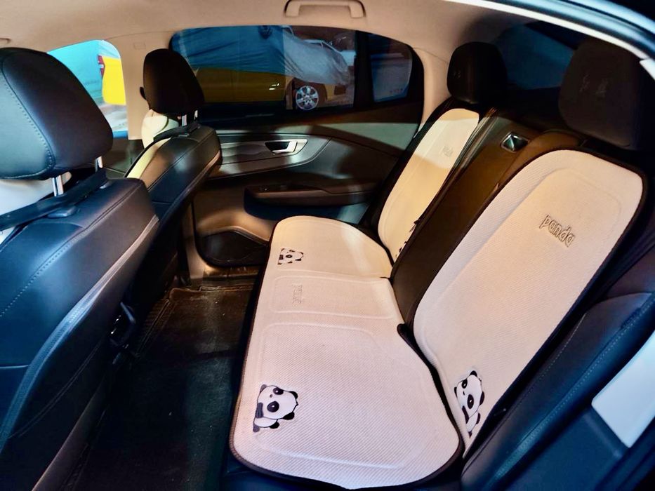 Hongqi eqm5 Продается