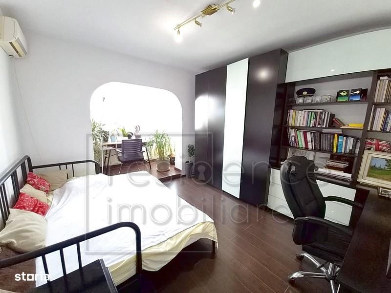 Apartament spatios 4 camere, Plopilor, zona Parcul Babes+Parcare