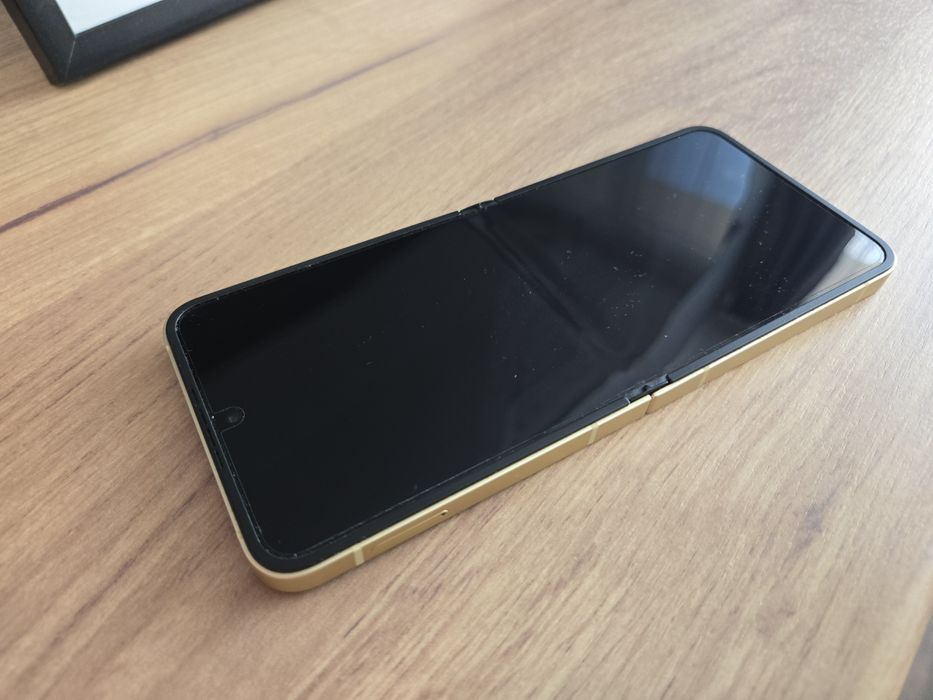 Samsung  Z flip 6 , Самсунг З флип 6