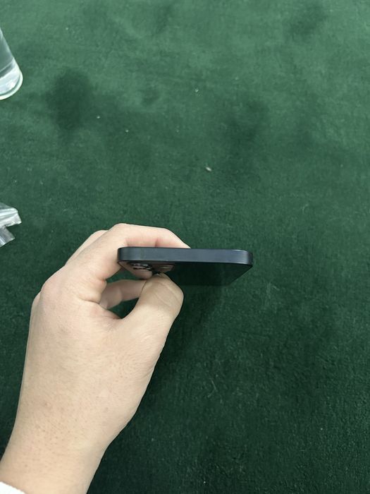 ПРОДАМ iPhone 12