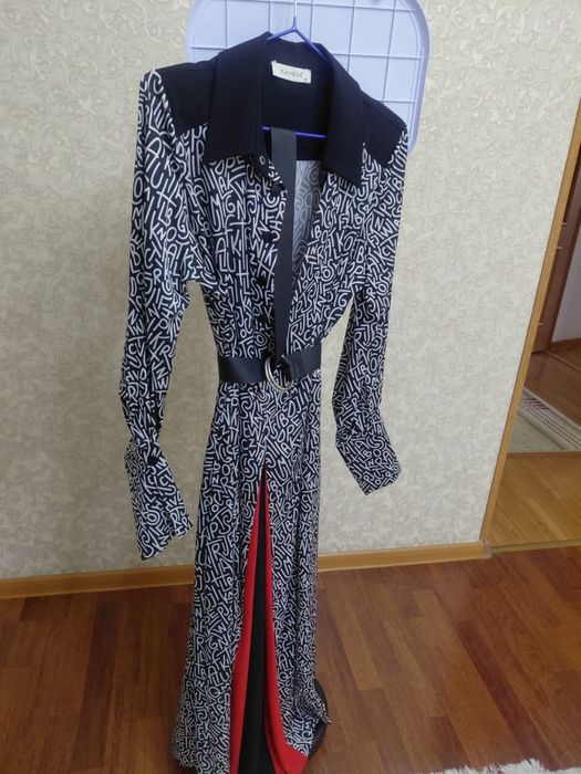 Платье в отличном состоянии