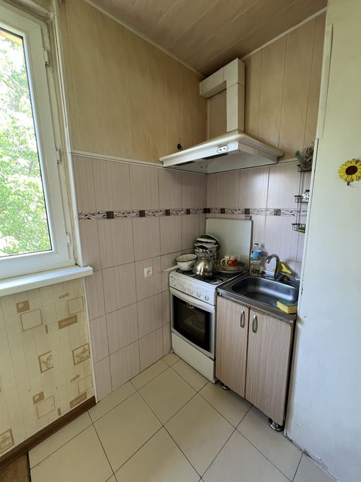 Раккат махалля - Корзинка. Продается 1в2 / 3 этаж 42м2 пустая