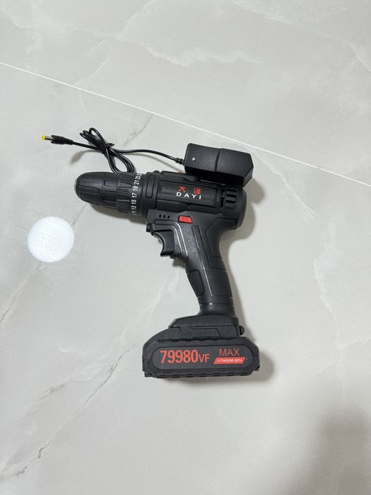 Шуруповерт новый!