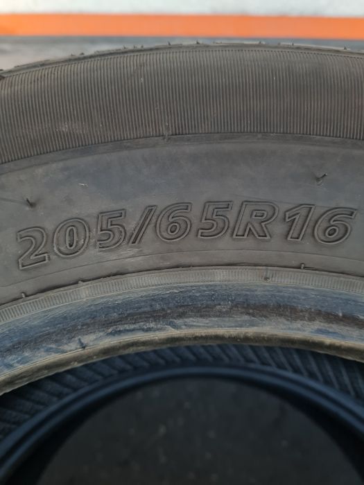 Всесезонни гуми за Бус 2 броя SAILUN  Commercio VX1 205 65 R16C дот 5020