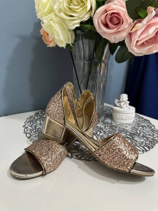 Боссоножки для принцессы children place привезены с США