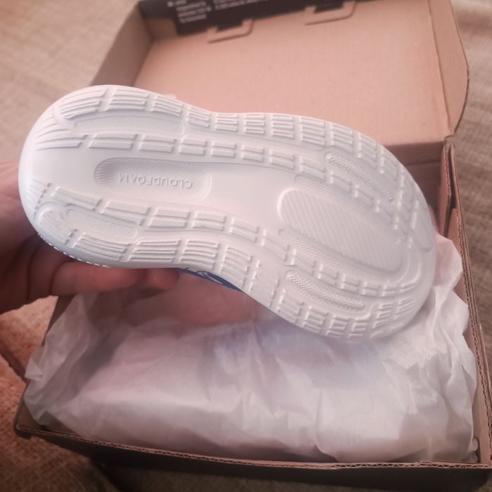 Бебешки Адидас 23 номер