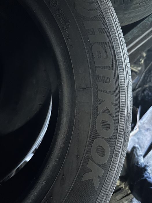 Продается  Шины 235/60 r18