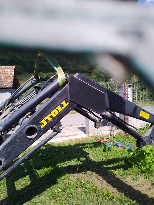 Încărcător frontal Stoll