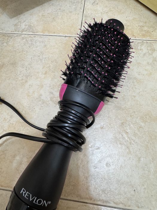 Четка за изправяне Revlon