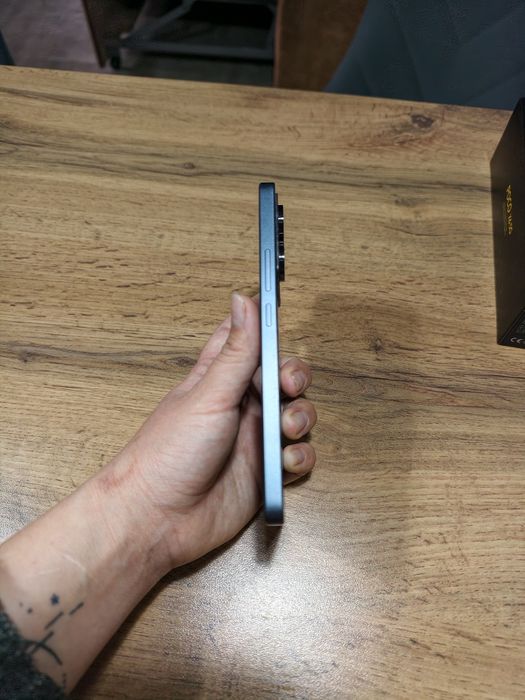 Продам Poco X6 5G