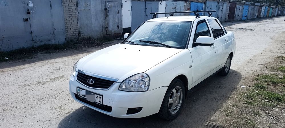 Продам Приора Люкс