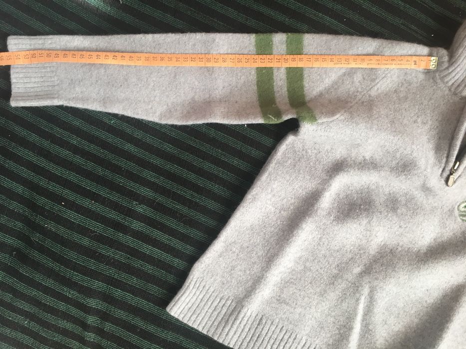 Детски вълнен пуловер с цип