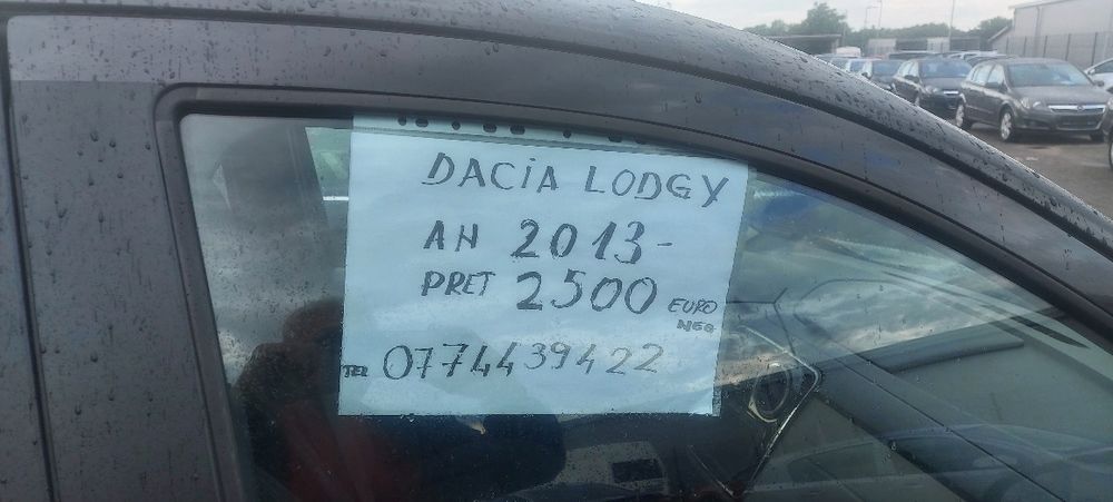DACIA Lodgy 2013