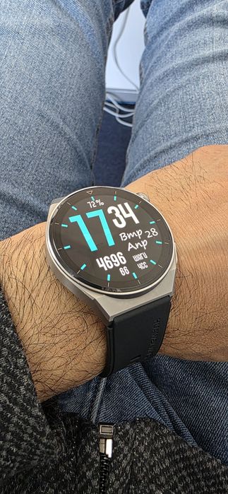 Продам часы Huawei GT 3 pro.