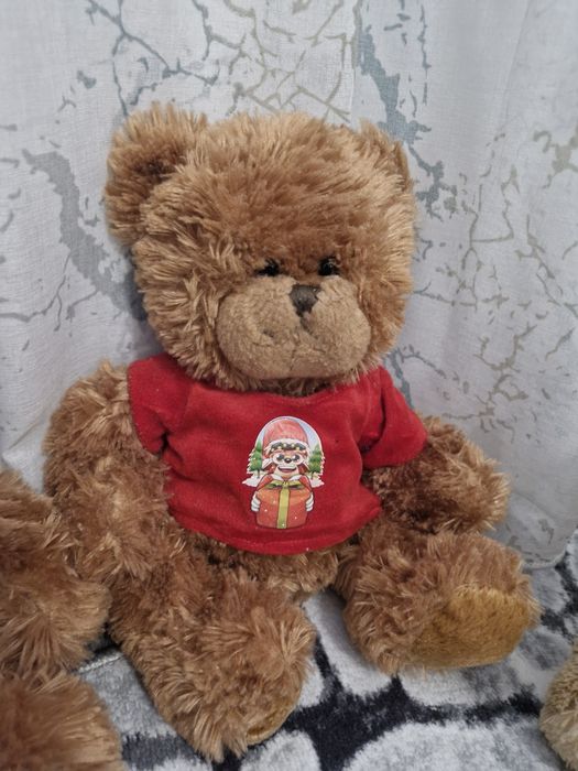 Jucarii isilent si Nocivanu