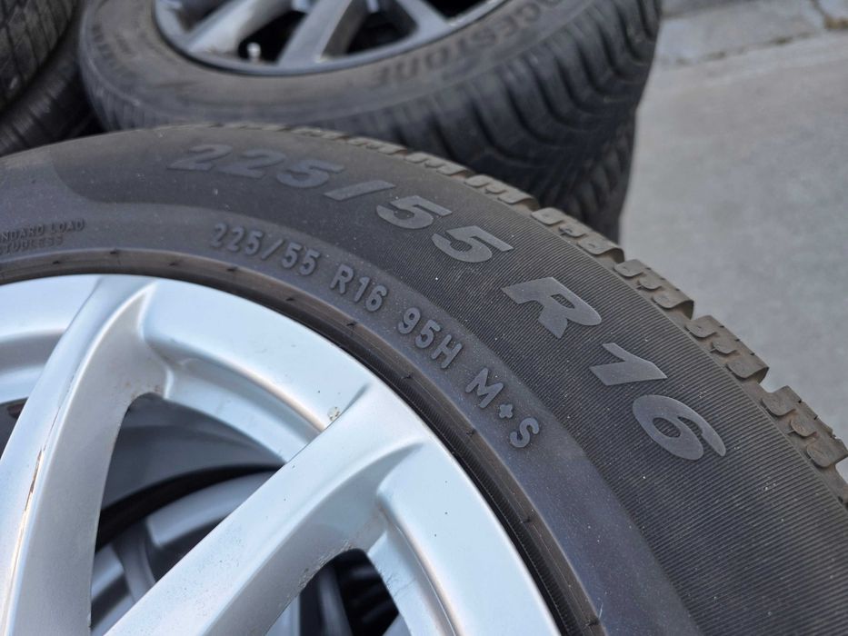 4бр Зимни гуми 225 55 16 - Pirelli