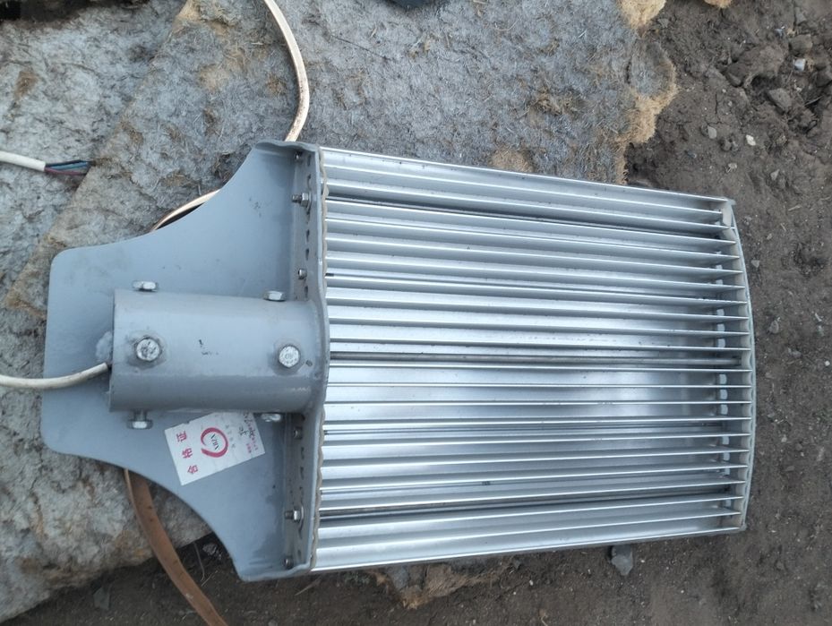 Прожекторы новые