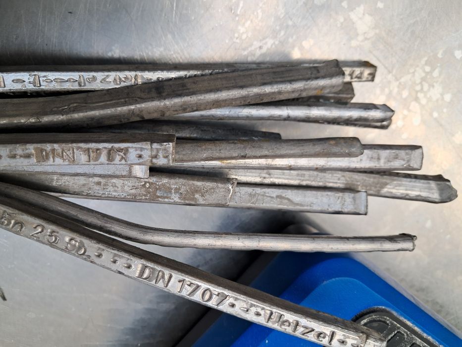 Калаи на пръчки общо 3.450гр