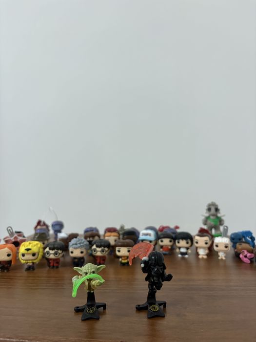 Даром отдам Йоду и Дарт Вейдера